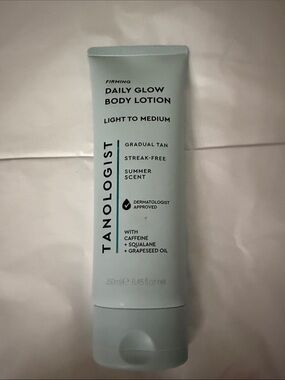 Tanologist Daily Glow Body Lotion - Light to Medium -